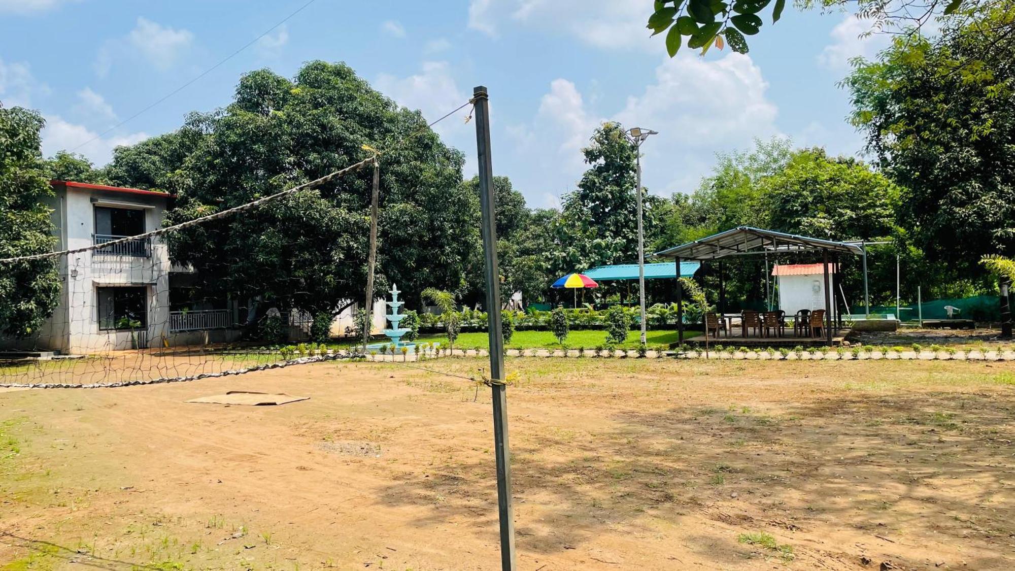 Riverland Farm And Resort Karjat Extérieur photo