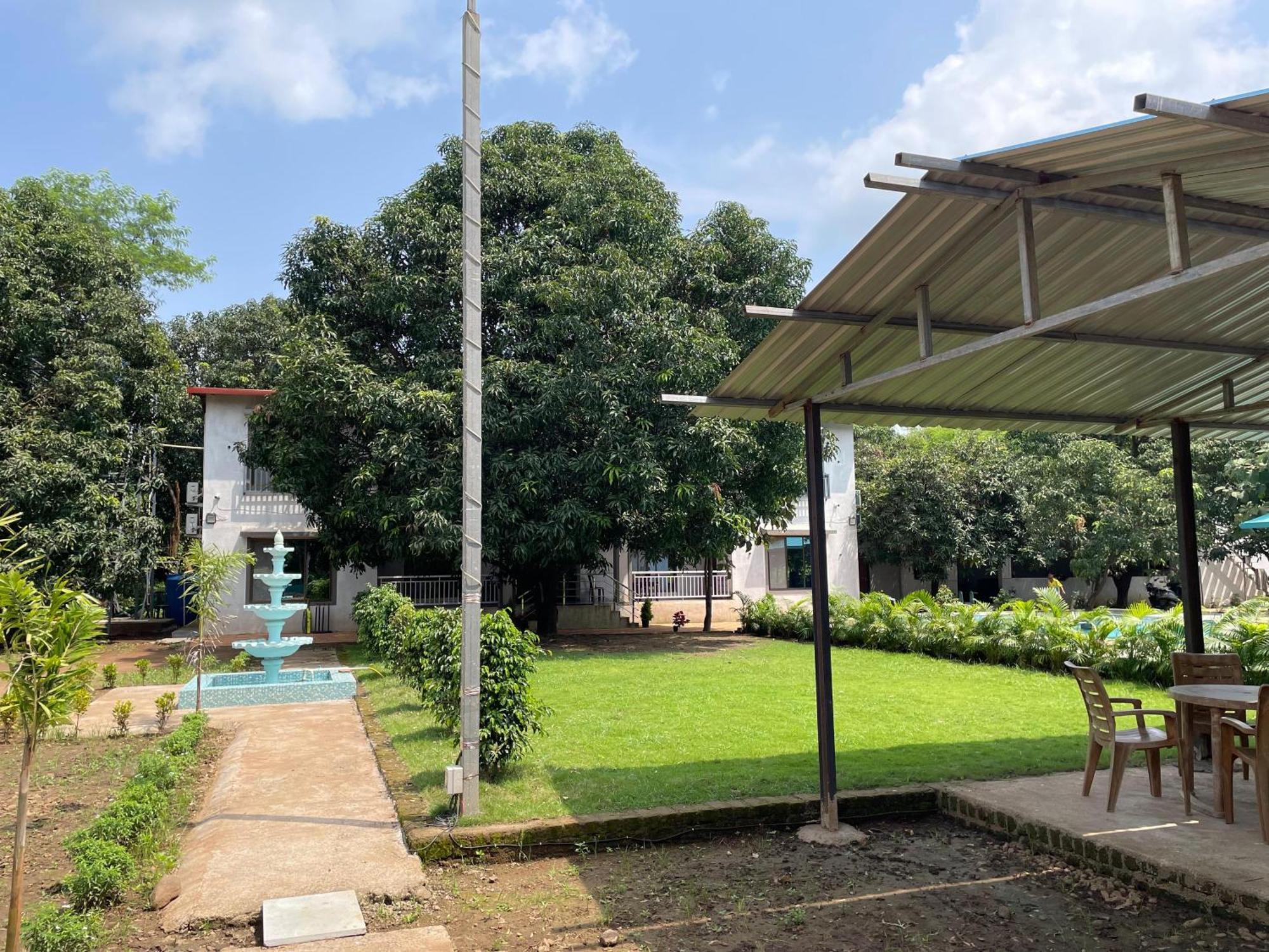 Riverland Farm And Resort Karjat Extérieur photo